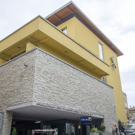 Nice 5 Apartments Sarajevo Luaran gambar