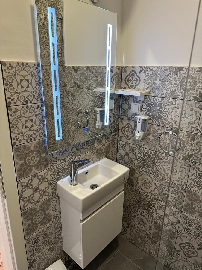 Nice 5 Apartments Sarajevo Luaran gambar