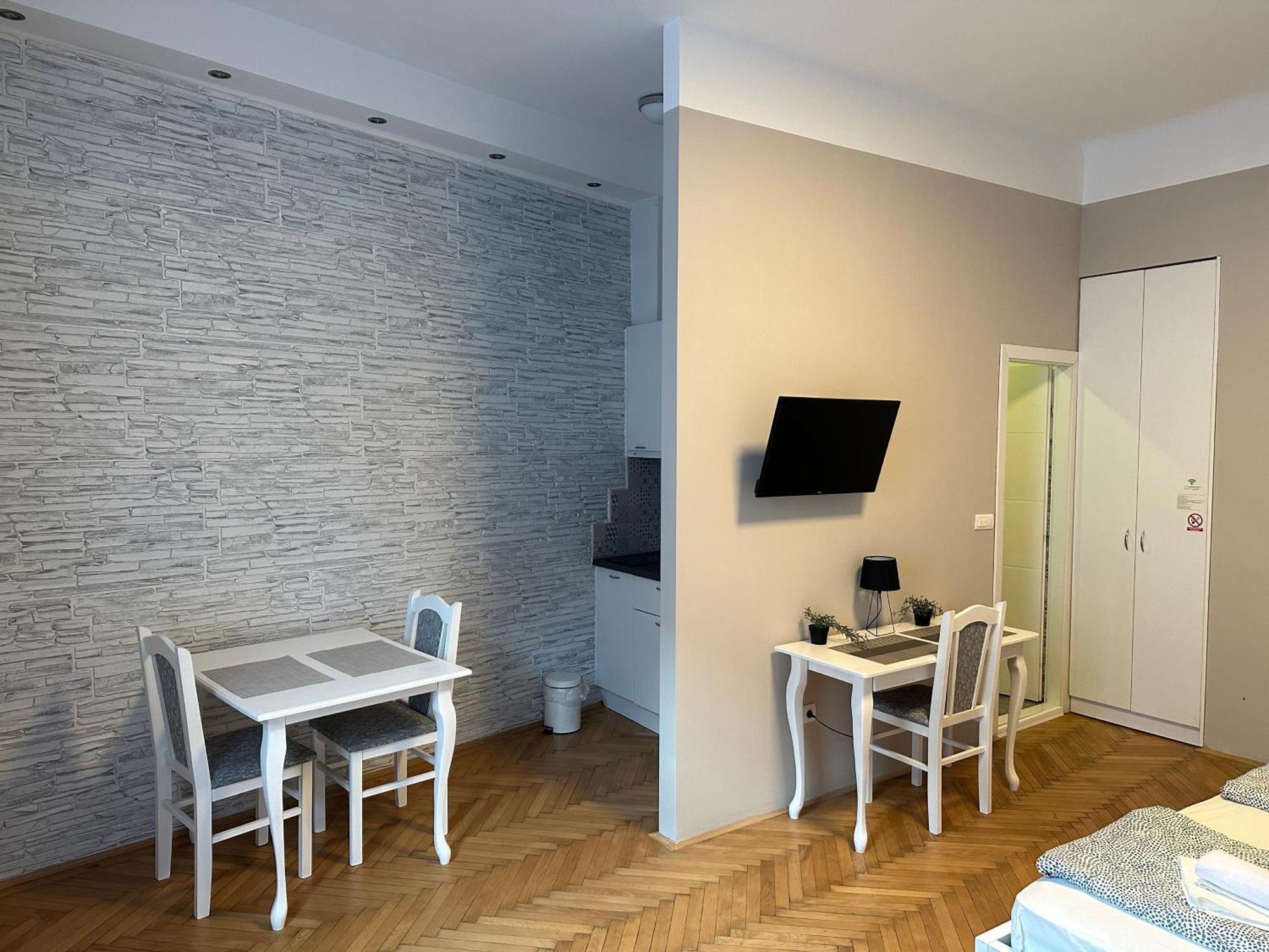 Nice 5 Apartments Sarajevo Luaran gambar