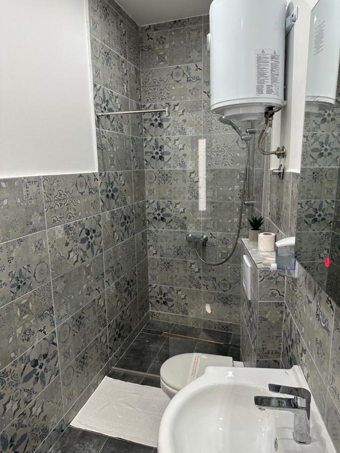 Nice 5 Apartments Sarajevo Luaran gambar