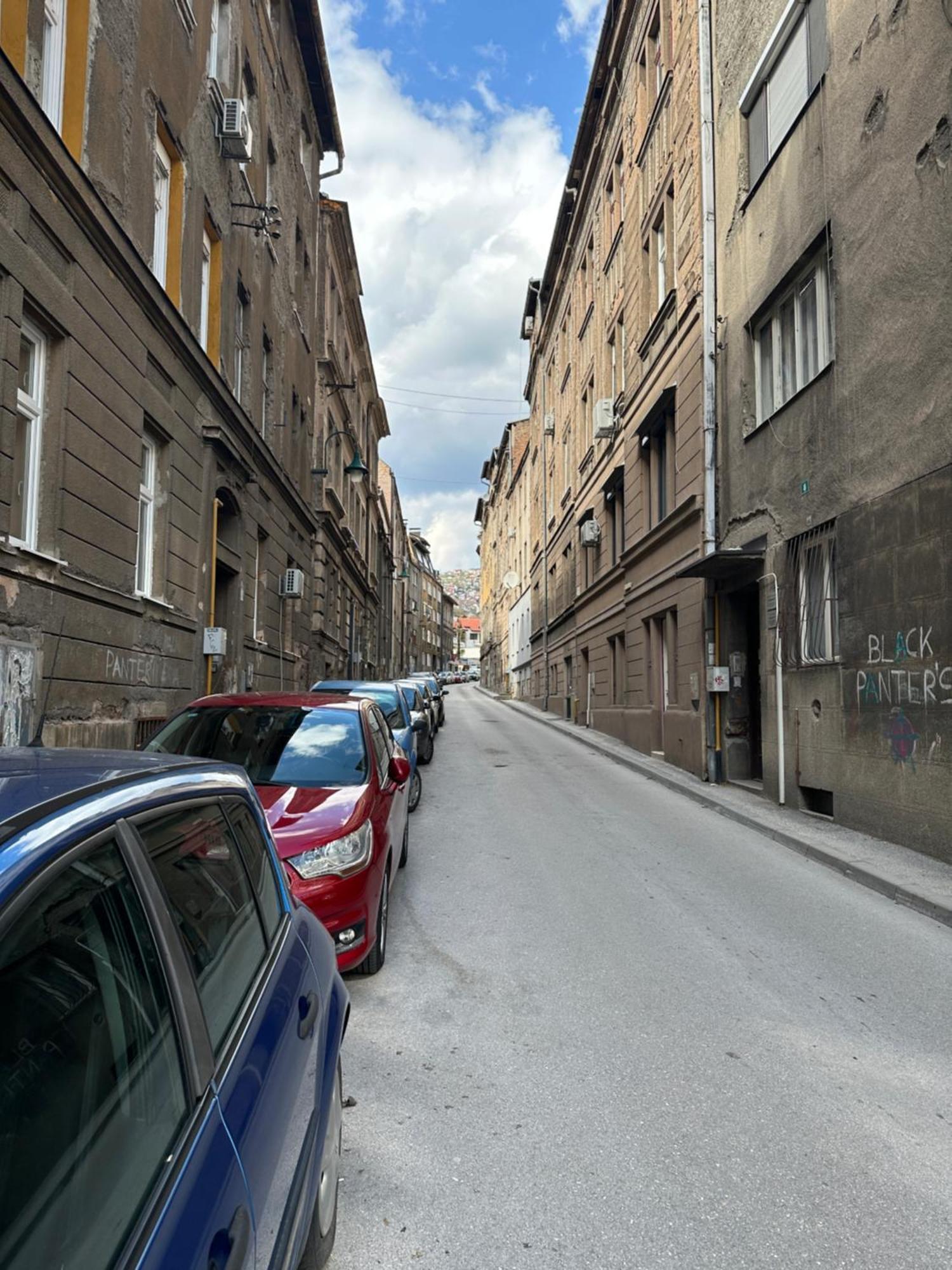 Nice 5 Apartments Sarajevo Luaran gambar