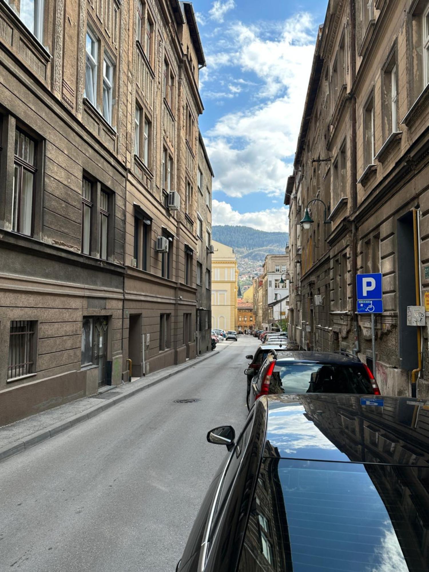 Nice 5 Apartments Sarajevo Luaran gambar